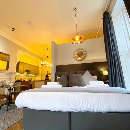 The Deakin At Claremont Serviced Apartments Leeds  Exterior photo